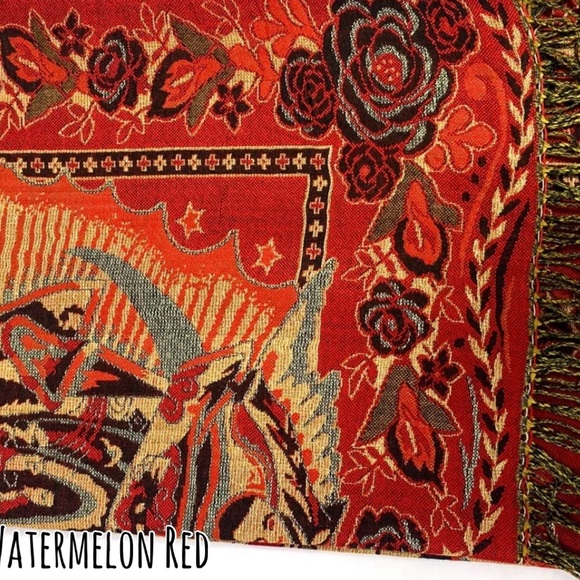 Virgin Mary Pasmina Shawl - Picture 2 of 2